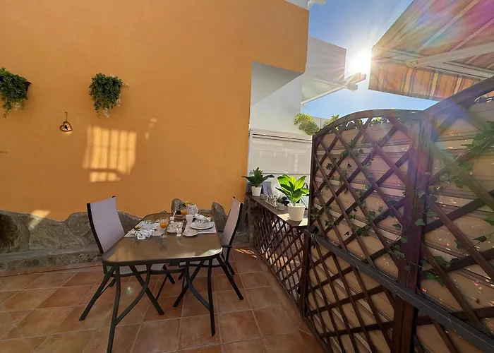 Apartamento Granada I 12 *