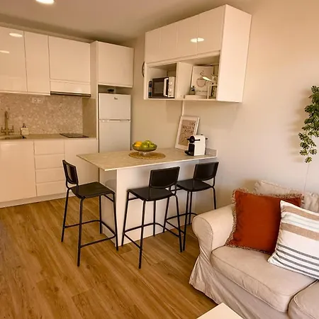 Sunset Terrace In 12 Apartment *